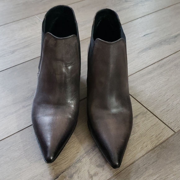 Jo Ghost  Chelsea Ankle Boots - Picture 6 of 7